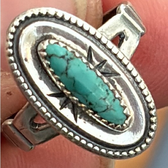 Navajo Sterling Silver ring with turquoise stone size 6.25 in great condition - Picture 5 of 8
